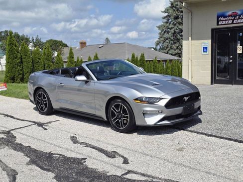 Used 2020 Ford Mustang Premium RWD image 3