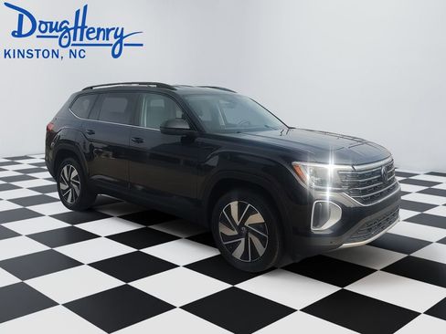 Used 2024 Volkswagen Atlas SE AWD/4WD image 7