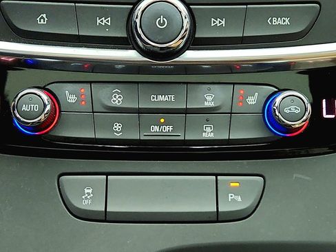 Used 2017 Buick LaCrosse Essence w/ Sun and Shade Package FWD image 16