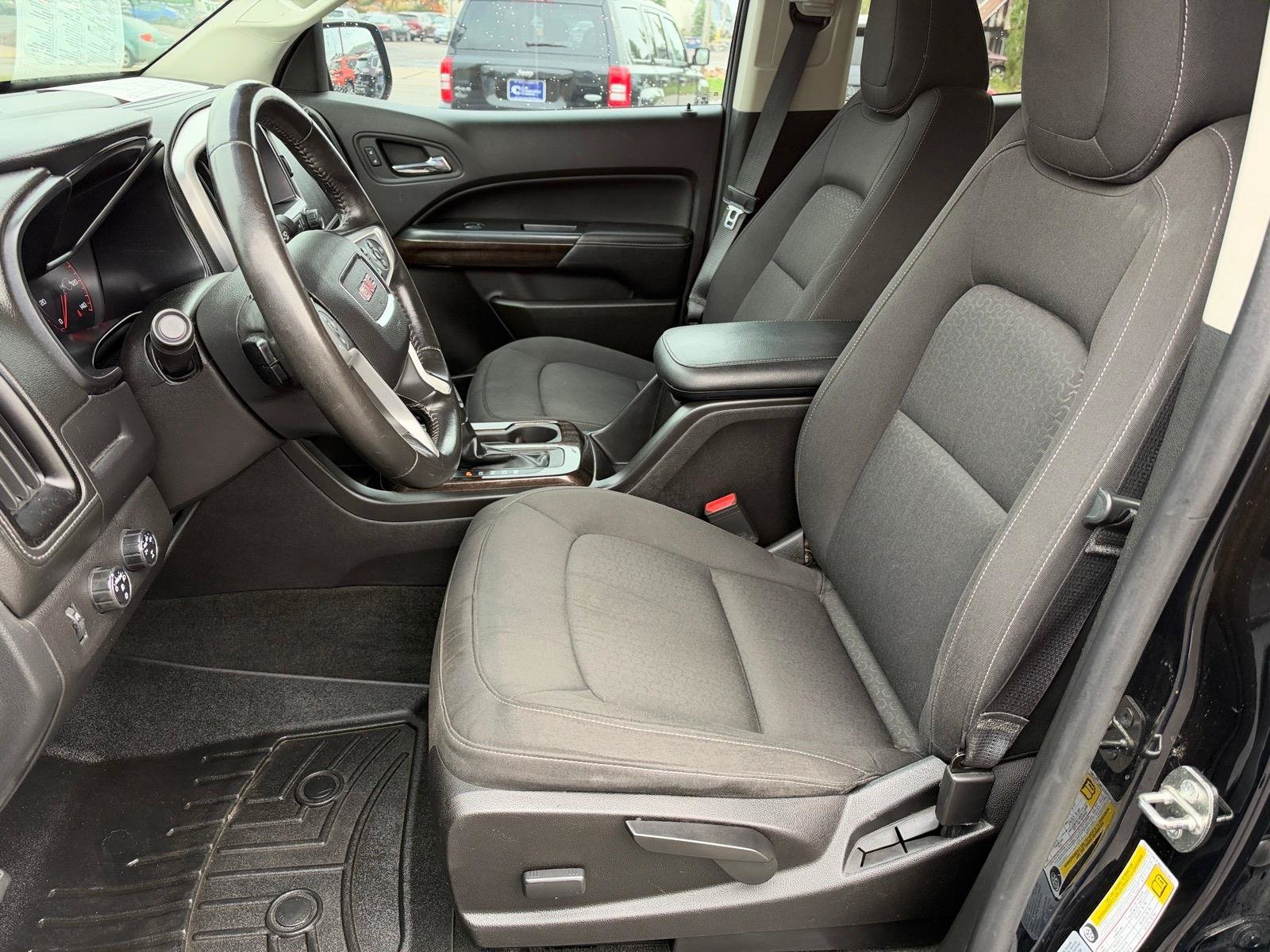 Used 2016 GMC Canyon SLE w/ Nightfall Edition AWD/4WD image 6