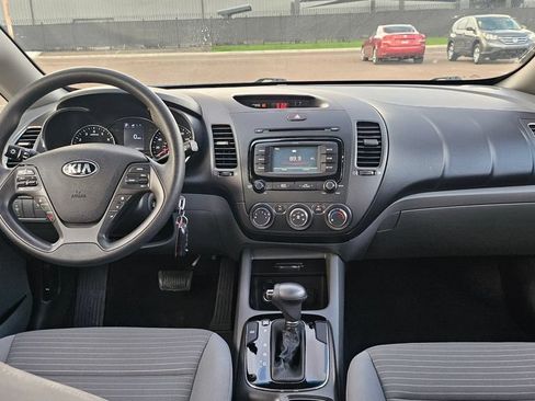 Used 2017 Kia Forte LX w/ LX Popular Package FWD image 28