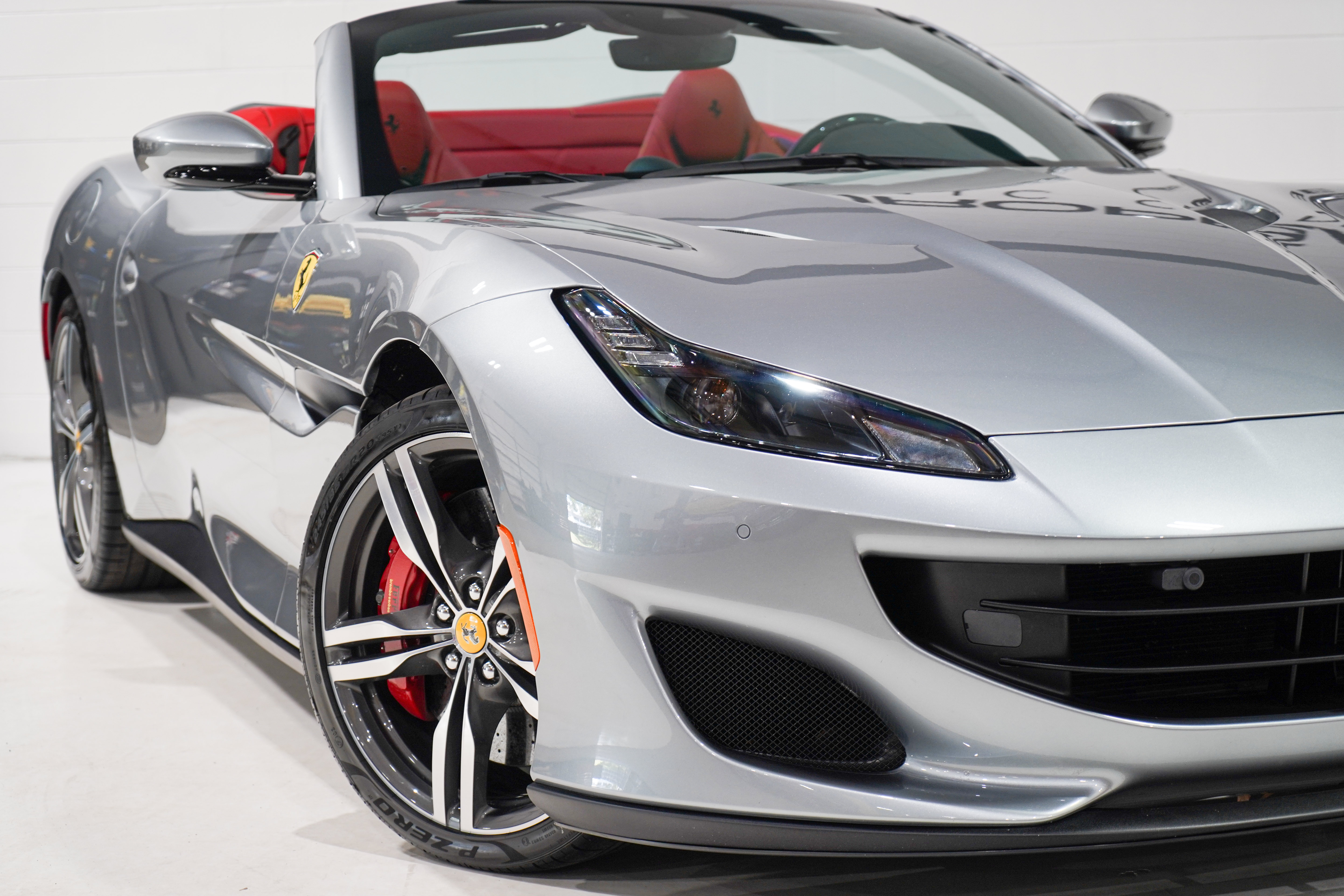 Used 2020 Ferrari Portofino RWD image 24