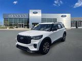 Certified 2025 Ford Explorer ST-Line image 3