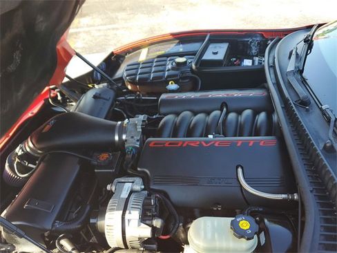 Used 2002 Chevrolet Corvette Coupe w/ Preferred Equipment Group2 image 15