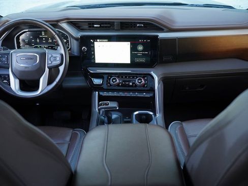 Used 2024 GMC Sierra 1500 Denali w/ Denali Reserve Package image 20