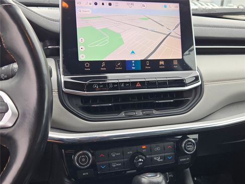 Certified 2022 Jeep Compass Limited w/ Elite Group image 29