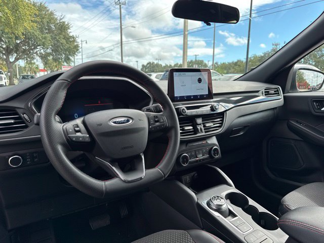 Used 2025 Ford Escape ST-Line AWD/4WD image 22