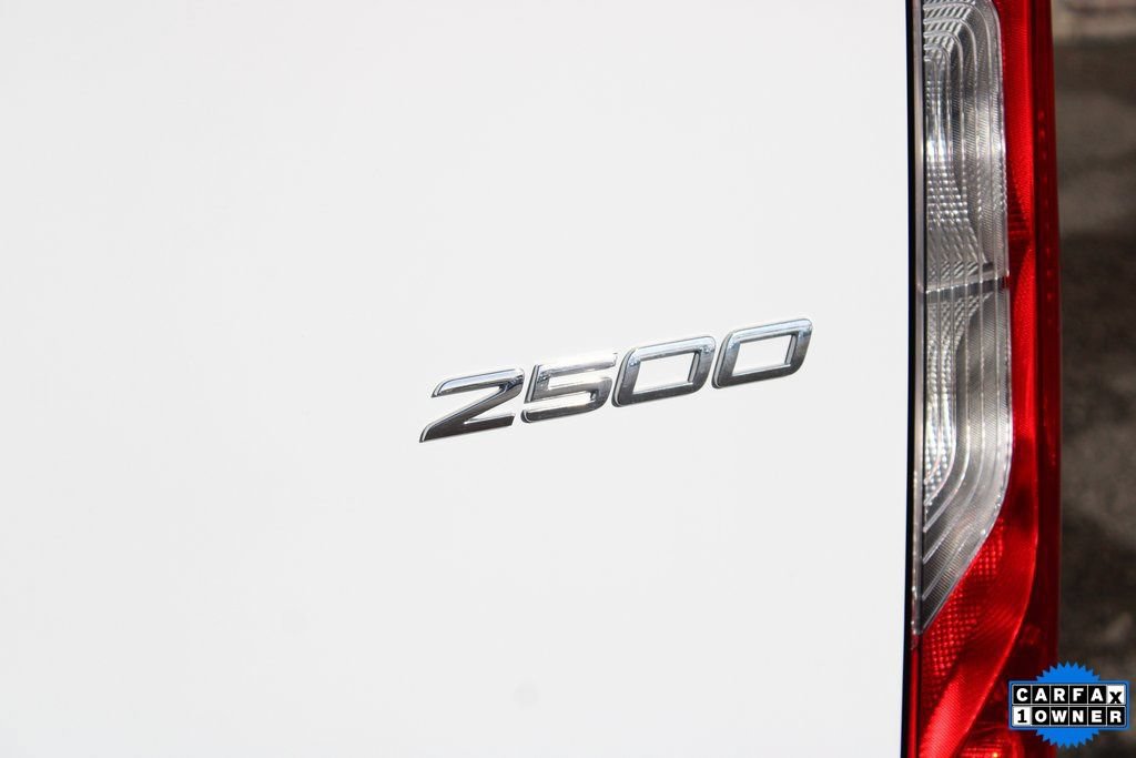 Used 2022 Mercedes-Benz Sprinter 2500 image 39
