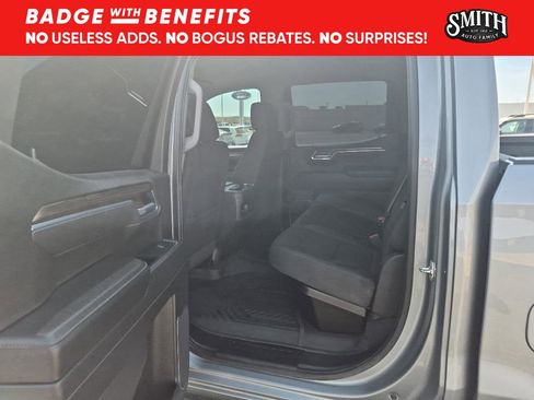 Used 2025 Chevrolet Silverado 1500 LT Trail Boss w/ Convenience Package II AWD/4WD image 13