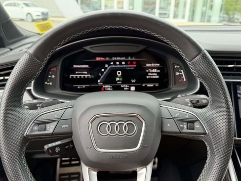 Used 2024 Audi SQ7 Premium Plus AWD/4WD image 32