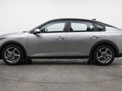 Used 2025 Kia K4 LXS image 5