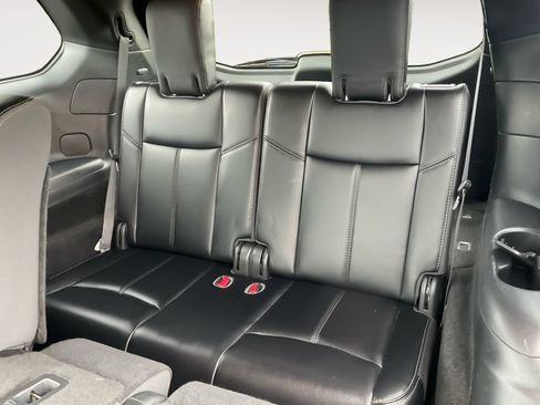 Used 2020 Nissan Pathfinder SL AWD/4WD image 17