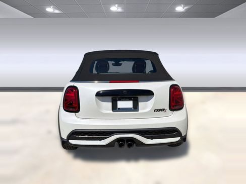 Used 2024 MINI Cooper S w/ Signature Upholstery Package FWD image 10