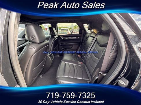 Used 2017 Cadillac XT5 Platinum w/ Driver Assist Package AWD/4WD image 26