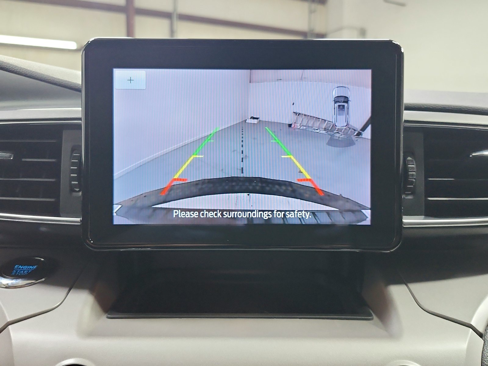 Used 2023 Ford Explorer XLT w/ Equipment Group 202A RWD image 28