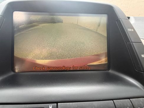 Used 2007 Toyota Prius w/ Pkg 2 FWD image 15
