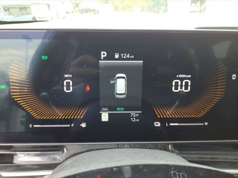 New 2026 Kia Carnival EX FWD image 13