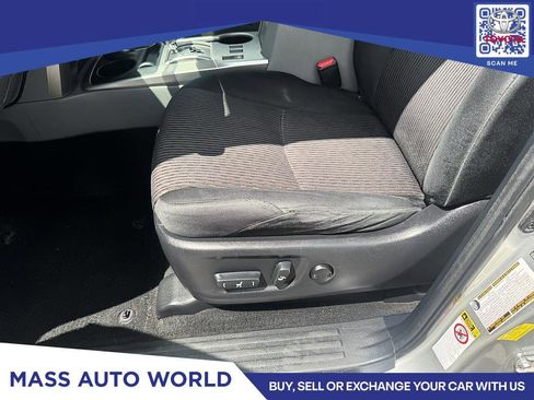 Used 2013 Toyota 4Runner SR5 w/ Convenience Pkg AWD/4WD image 8