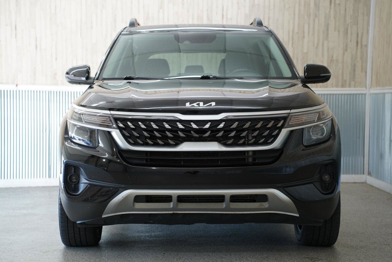 Used 2022 Kia Seltos Nightfall Edition AWD/4WD image 3