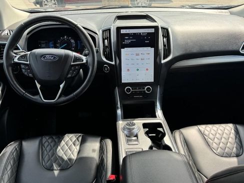 Used 2024 Ford Edge Titanium AWD/4WD image 11