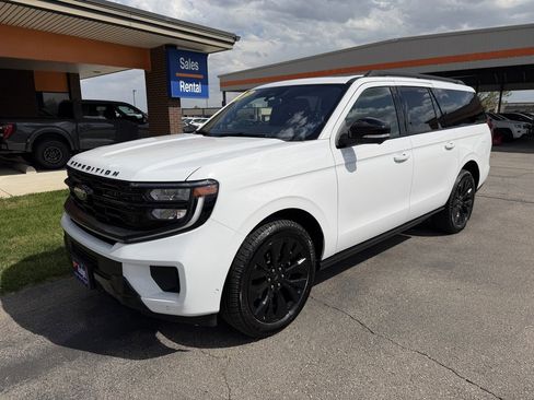 Used 2025 Ford Expedition Max Platinum w/ Stealth Appearance Package AWD/4WD image 52