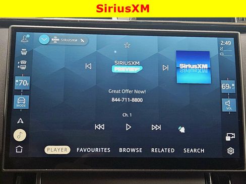 Used 2025 Land Rover Range Rover Velar Dynamic SE image 20