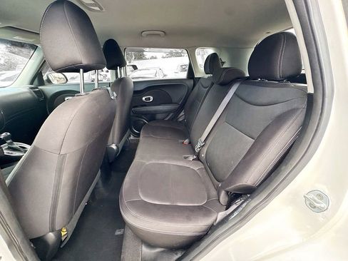 Used 2019 Kia Soul image 23