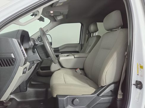 Used 2017 Ford F250 XLT w/ FX4 Off-Road Package AWD/4WD image 23