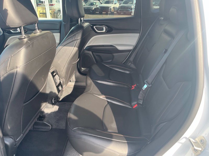 Used 2024 Jeep Compass Limited AWD/4WD image 10
