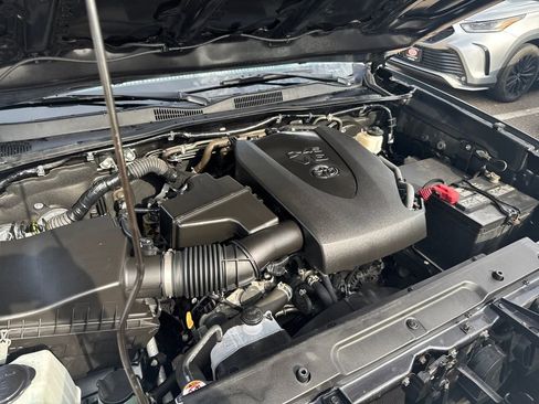 Used 2021 Toyota Tacoma SR5 image 42