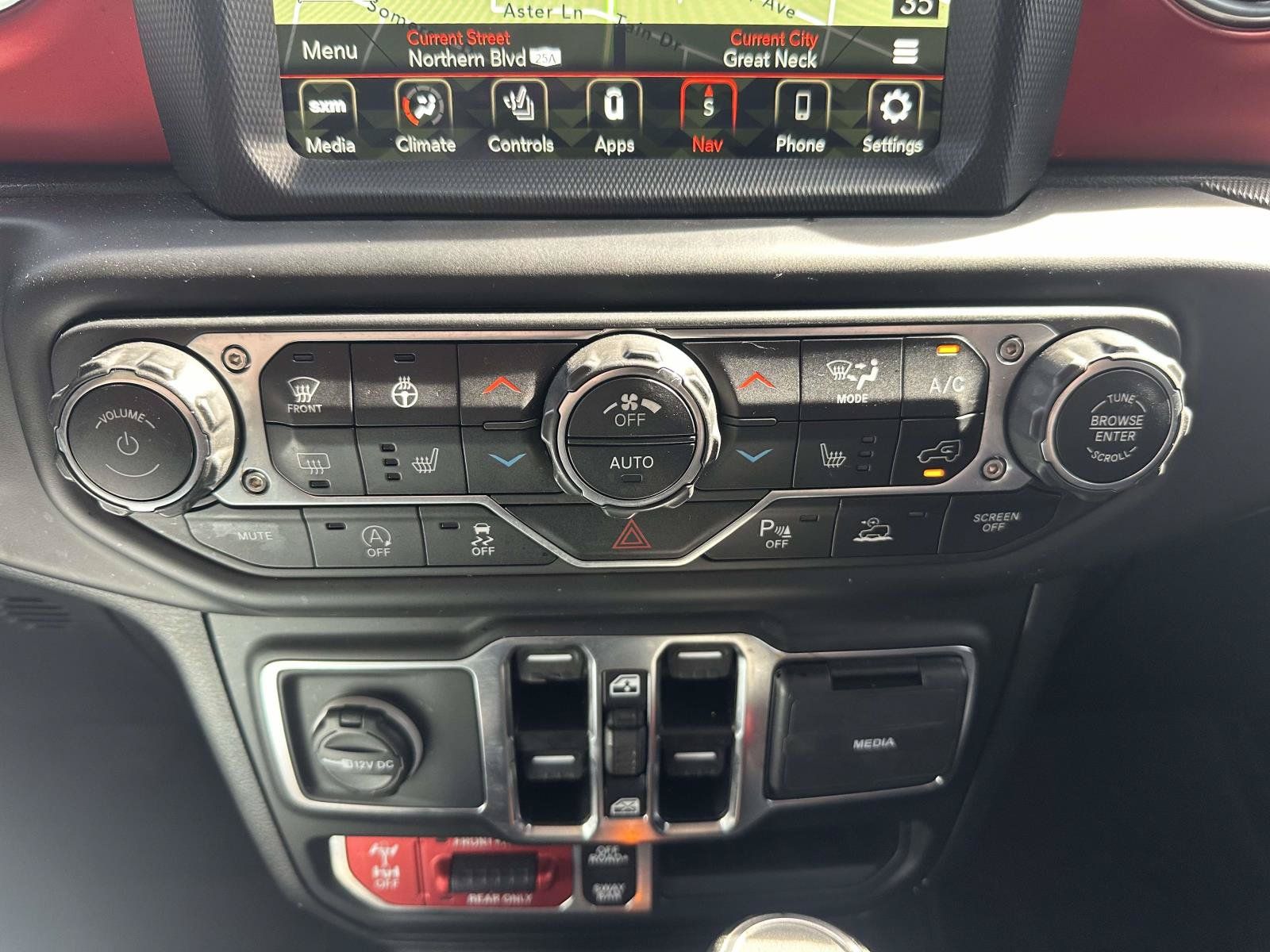 Used 2021 Jeep Gladiator Rubicon AWD/4WD image 35
