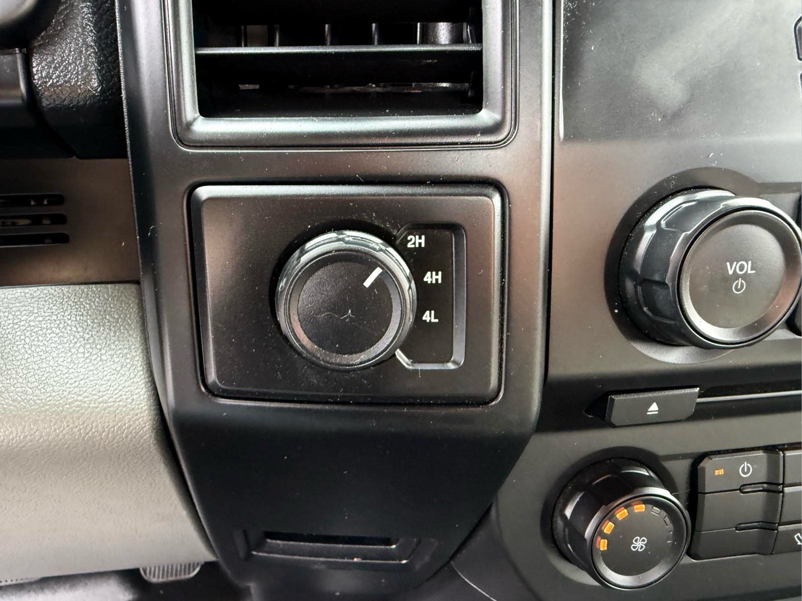 Used 2017 Ford F150 XL w/ Equipment Group 101A Mid AWD/4WD image 22