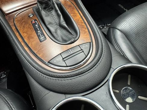 Used 2006 Mercedes-Benz CLS 55 AMG image 37