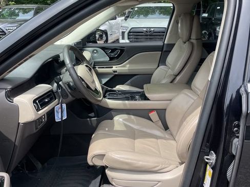 Used 2020 Lincoln Aviator Reserve w/ Equipment Group 202A AWD/4WD image 8