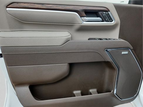 New 2025 GMC Sierra 2500 SLT w/ Texas SLT Premium Package image 13