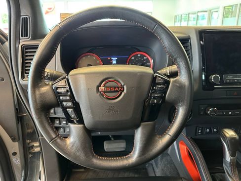 Used 2023 Nissan Frontier PRO-4X w/ Pro-4X Premium Package AWD/4WD image 17