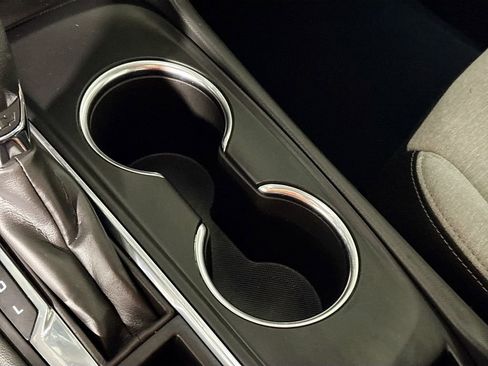 Used 2023 Chevrolet Equinox LT image 15