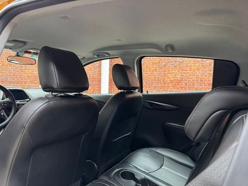 Used 2019 Chevrolet Spark ACTIV image 23