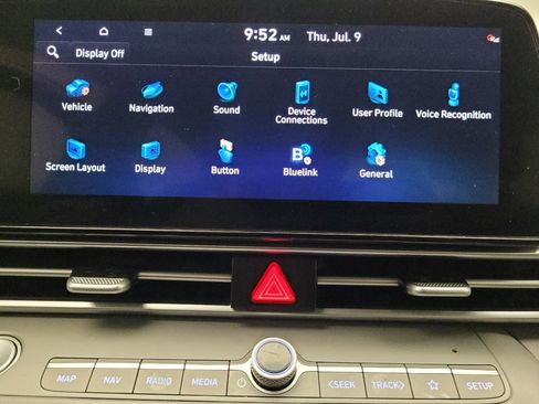 Used 2023 Hyundai Elantra SEL w/ Convenience Package FWD image 25
