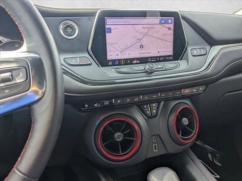 Used 2022 Chevrolet Blazer RS w/ Enhanced Convenience Package FWD image 11