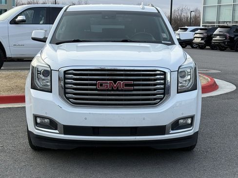 Used 2016 GMC Yukon XL SLE w/ Convenience Package image 2