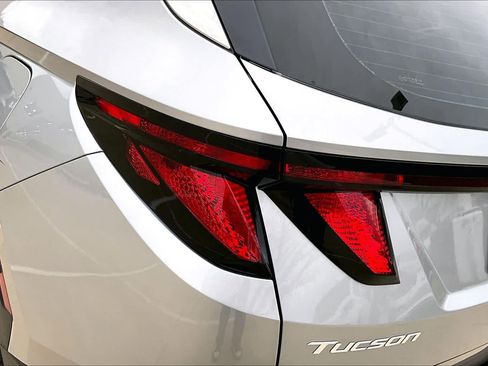Used 2025 Hyundai Tucson SE FWD image 27