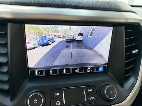 Used 2023 GMC Acadia Denali w/ Denali Ultimate Package image 19