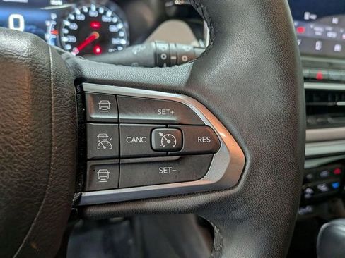 Used 2025 Jeep Compass Limited AWD/4WD image 20