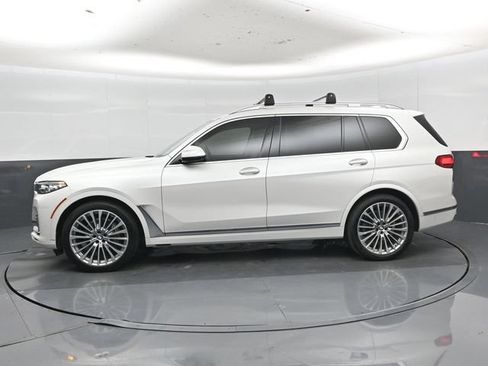 Used 2020 BMW X7 xDrive40i w/ Premium Package AWD/4WD image 37
