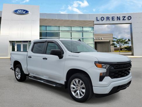 Used 2024 Chevrolet Silverado 1500 Custom RWD image 3