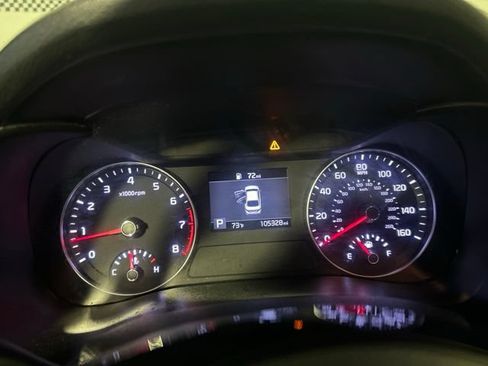 Used 2019 Kia Forte LXS FWD image 18