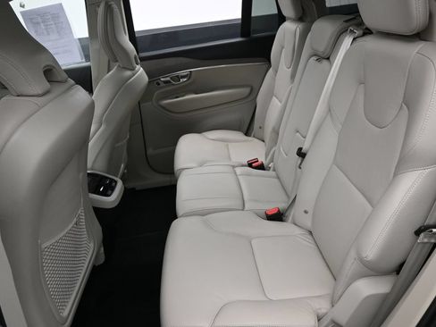 Used 2025 Volvo XC90 B5 Plus w/ Protection Package AWD/4WD image 28