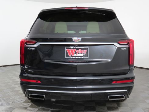Used 2020 Cadillac XT6 Premium Luxury image 46