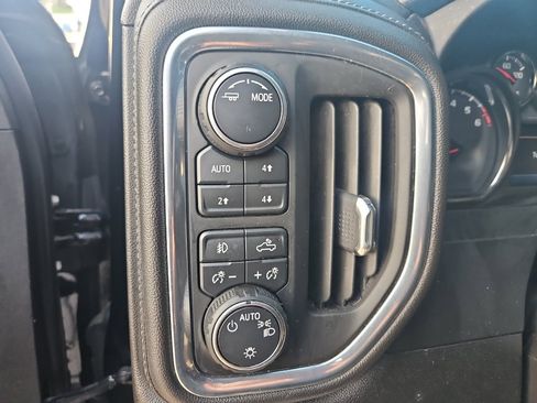 Used 2021 Chevrolet Silverado 1500 LT Trail Boss w/ Convenience Package II image 15